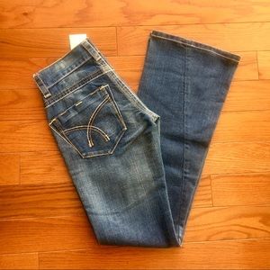 Tag Jeans